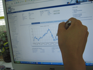 Brokerii de asigurări estimează creşterea medie a tarifelor RCA la 22-24%